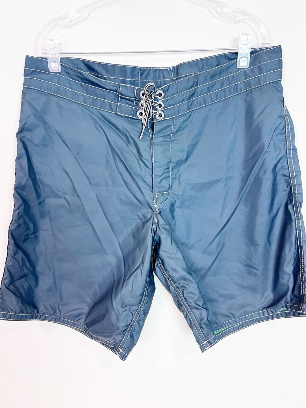BIRDWELL NAVY WHITE TOPSTITCHED SWIM BOARD SURF SHORTS MENS SZ 35